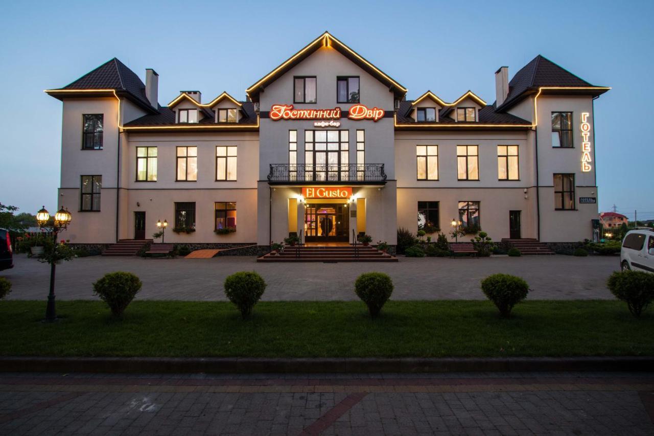 Hotel Hostynnyy Dvir Stryi Exterior foto